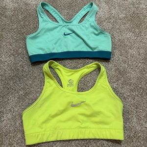 2x Nike Dri-Fit sports bras. Size M